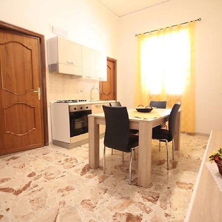 Le Tre Rose Di Mary Appartement Avola Buitenkant foto
